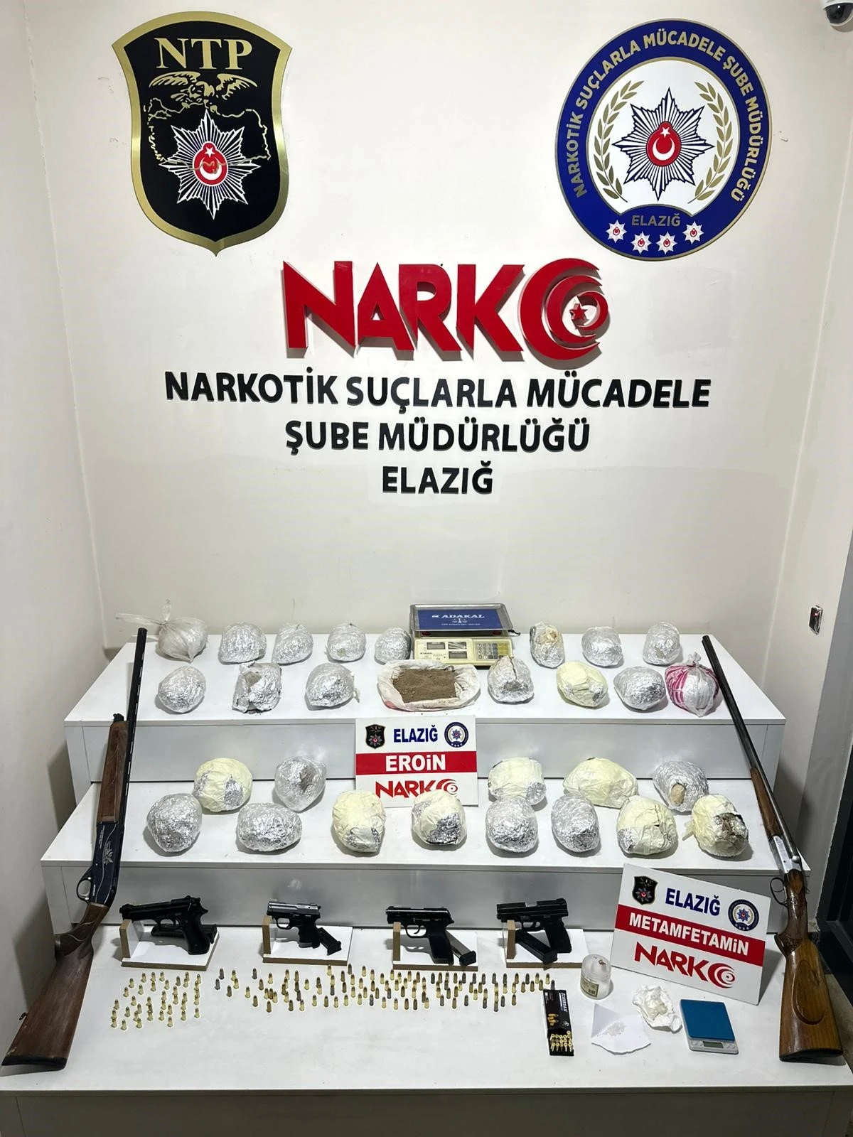 Uyuşturucu tacirlerine b&uuml;y&uuml;k darbe