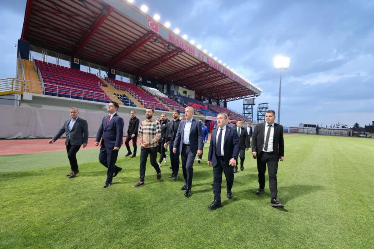 Vali Akkoyun; 21 Kasım Şehir Stadyumu&rsquo;nda 2 Bin Kişilik Kale Arkası Trib&uuml;n&uuml; İnceledi
