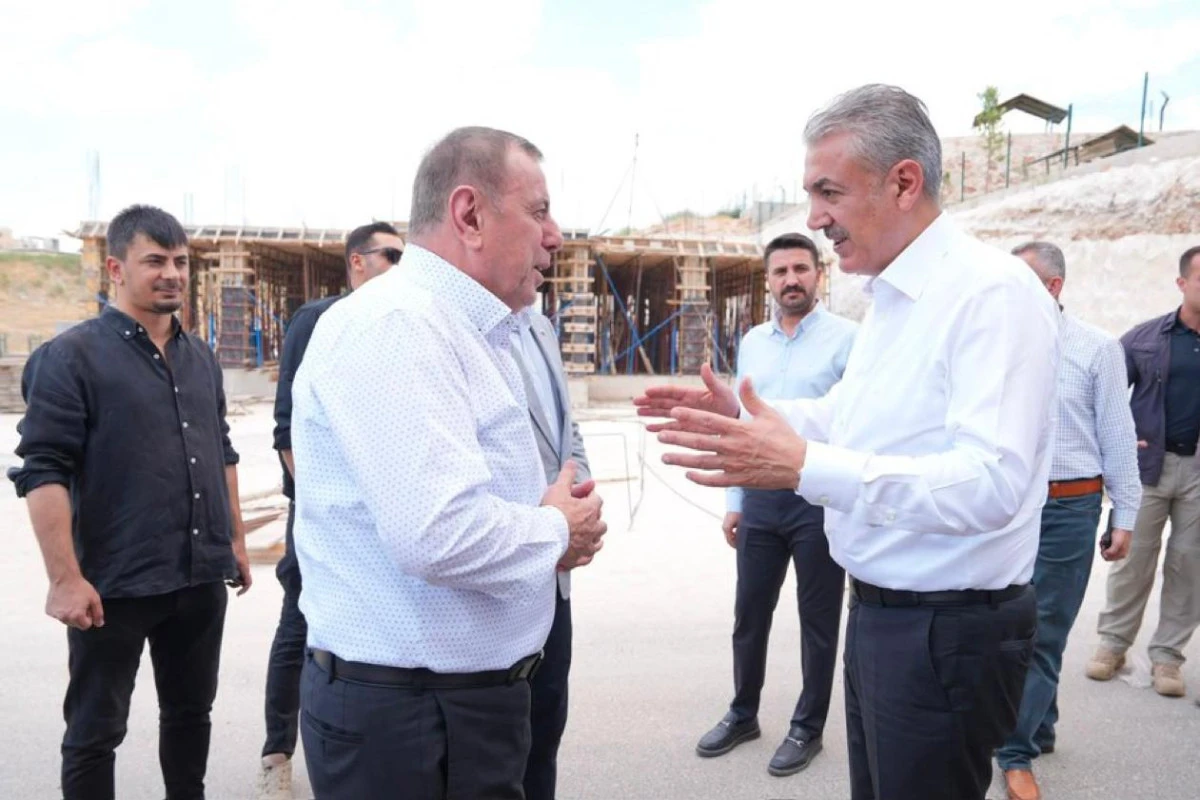 Vali Akkoyun, Beraberindeki Heyetle Midyat&rsquo;ta İncelemelerde Bulundu