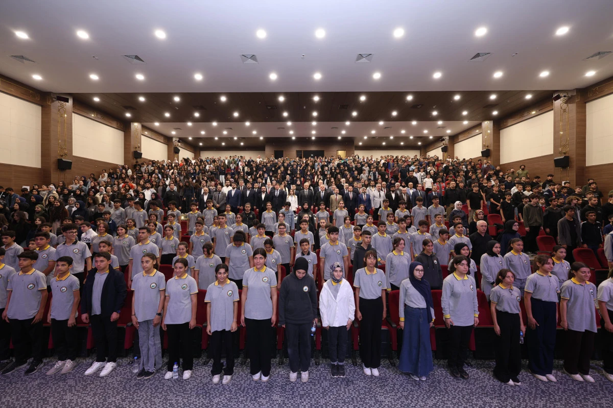 Vali Akkoyun, İmam Hatipliler Haftası Programına Katıldı