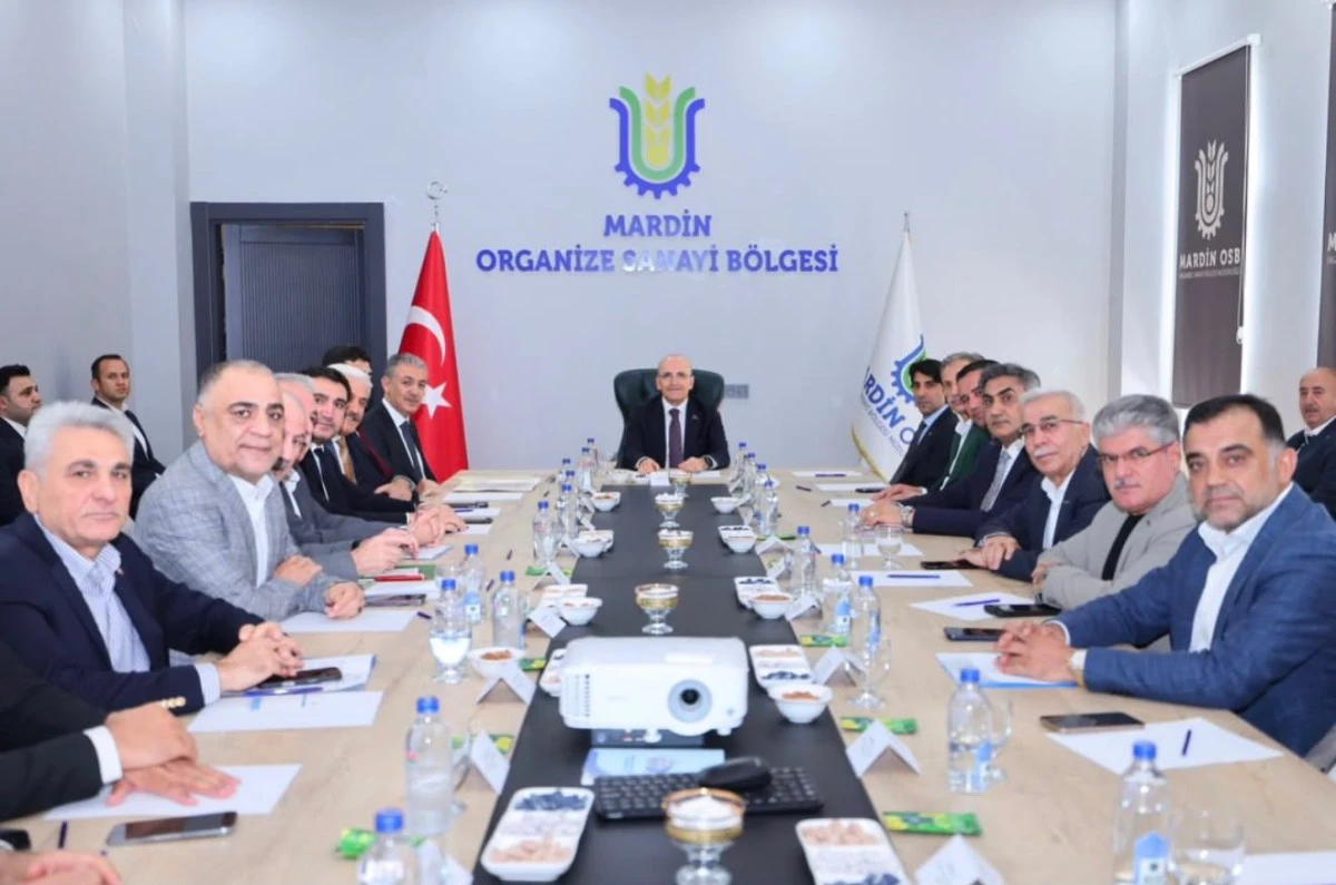 VEYSİ DUYAN, &ldquo;MARDİN İŞ D&Uuml;NYASI İLE BULUŞMA&rdquo; PROGRAMINDA SEKT&Ouml;R&Uuml;N TALEPLERİNİ BAKAN ŞİMŞEK&rsquo;E İLETTİ