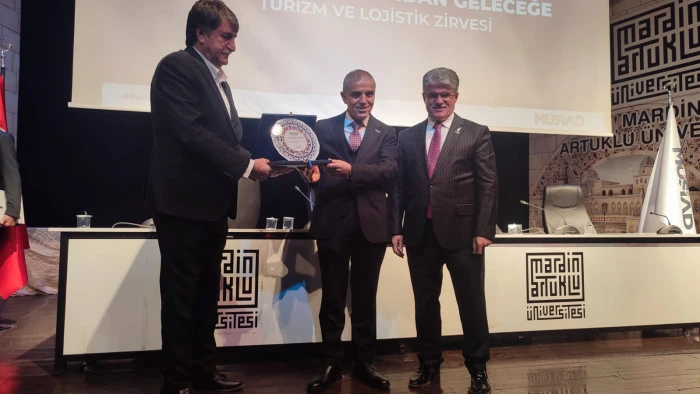 “Kadim İpek Yolundan Geleceğe – Turizm ve Lojistik Zirvesi” Mardin’de Yapıldı