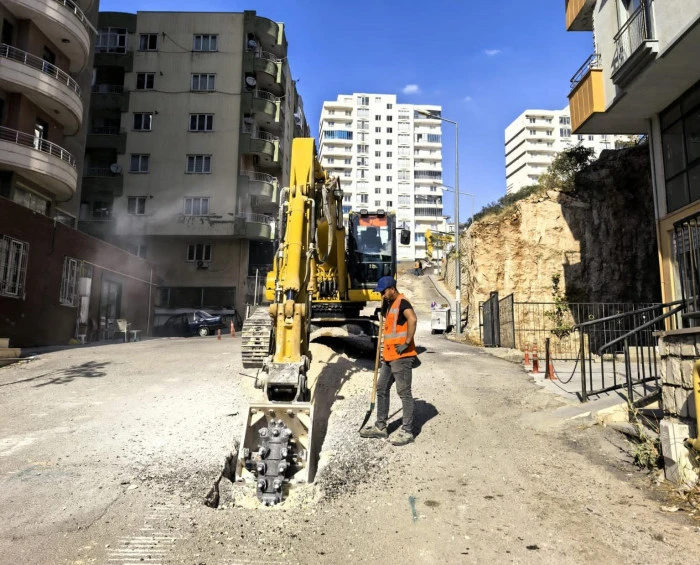 Artuklu’da 3 Sokak Kademeli Olarak Trafiğe Kapatılacak