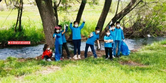 Yaylabaşı İlkokulu &Ouml;ğrencilerinden &Ouml;rnek Davranış